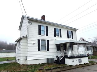 292 Rhodes Ave, Dillonvale, OH 43917