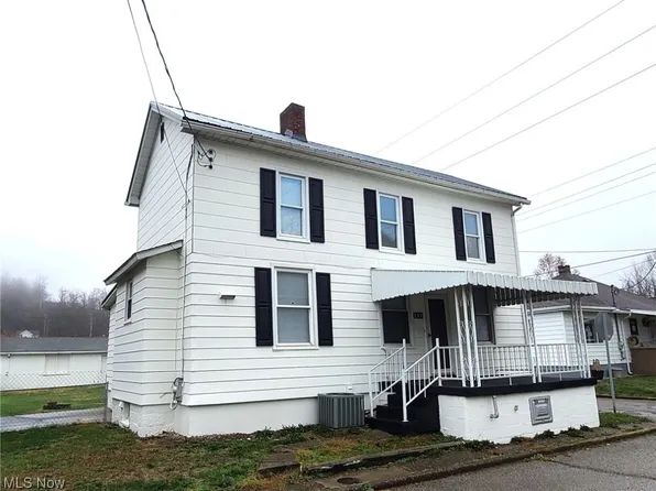 292 Rhodes Ave, Dillonvale, OH 43917