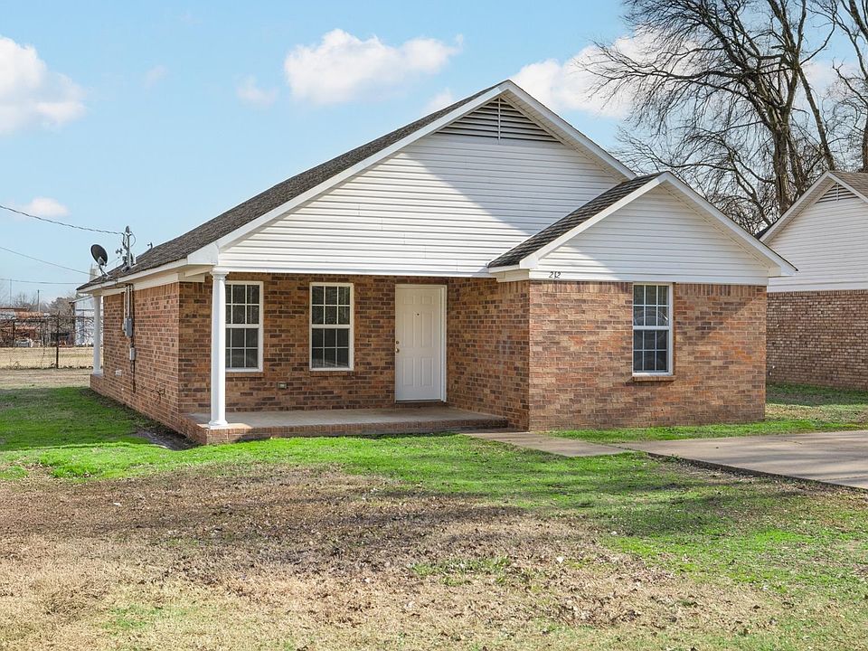 1st image of 212 Feezor St