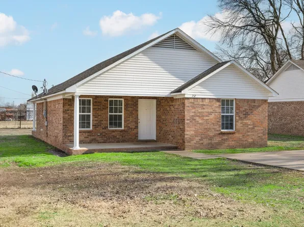 212 Feezor St, Covington, TN 38019