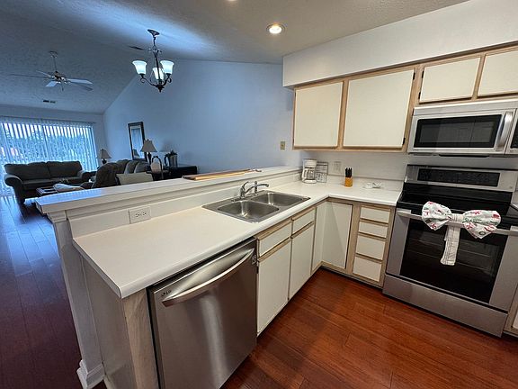 2nd image of 618 Waterway Village Blvd #23-H