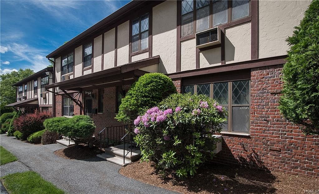 443 Sierra Vista Ln, Valley Cottage, NY 10989 Zillow