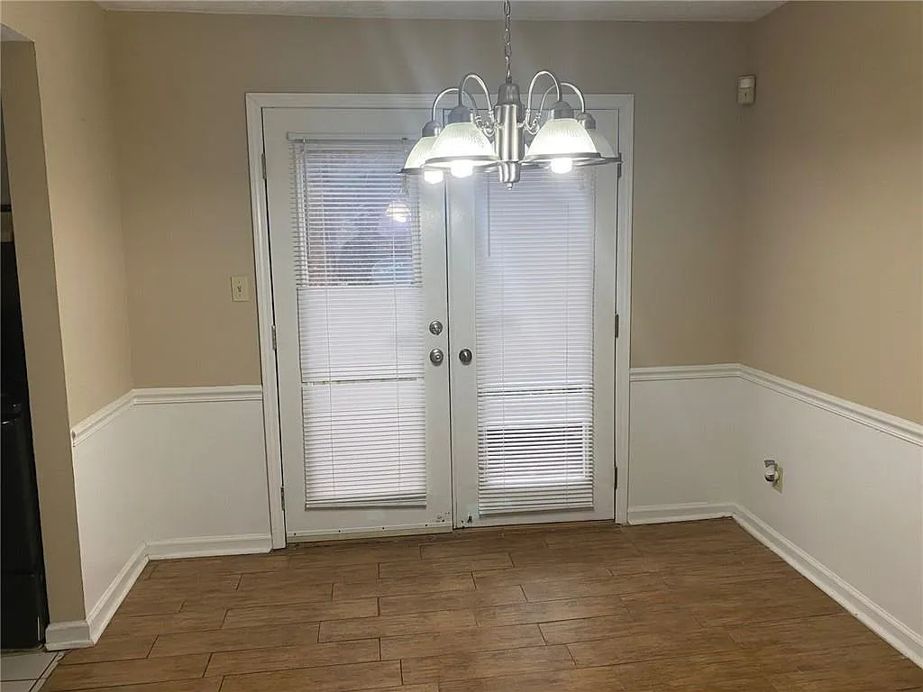 2 bed, 2.5 bath, 1156 sqft, $1,400 — Photo 4