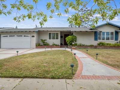 8562 Remmet Ave, Canoga Park, CA, 91304