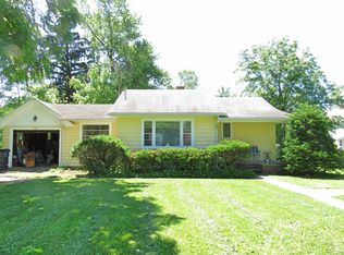 121 Devils Ln, Walworth, WI 53184