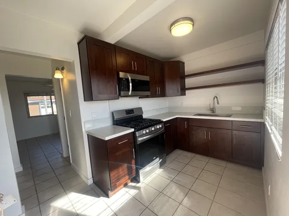 3155 Kemper Street - 13