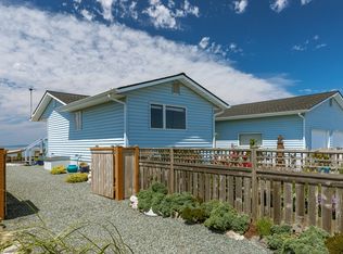 2651 W Beach Rd, Oak Harbor, WA 98277