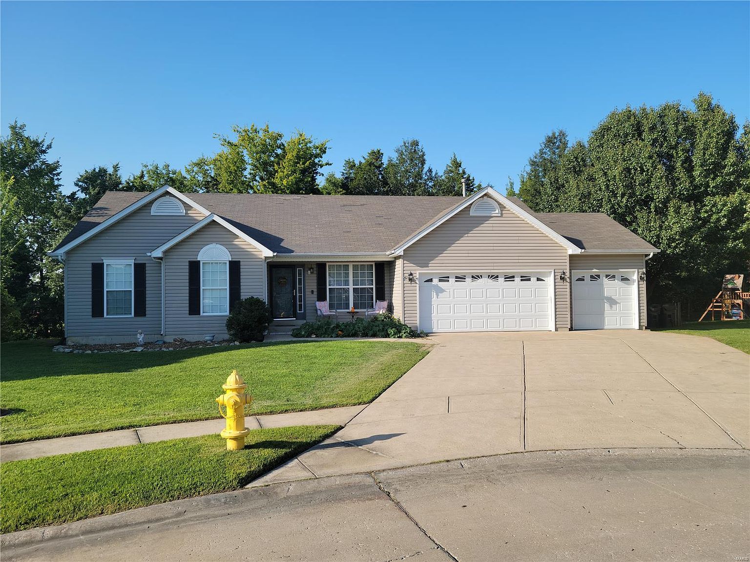 1928 Bonnie Brook Ln