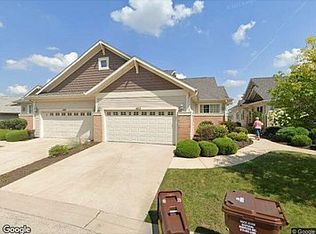 4513 Perry Ridge Ln, Loves Park, IL 61111