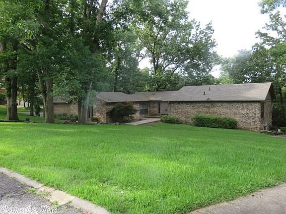 4th image of 15 Rosemary Ln