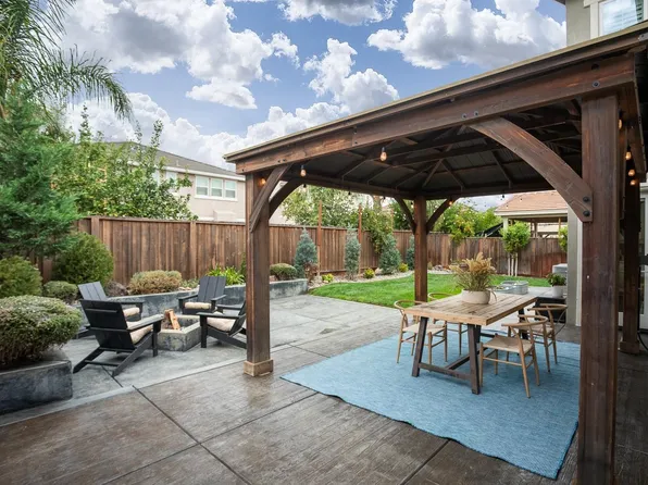 389 Parkfield Way, Oakley, CA 94561