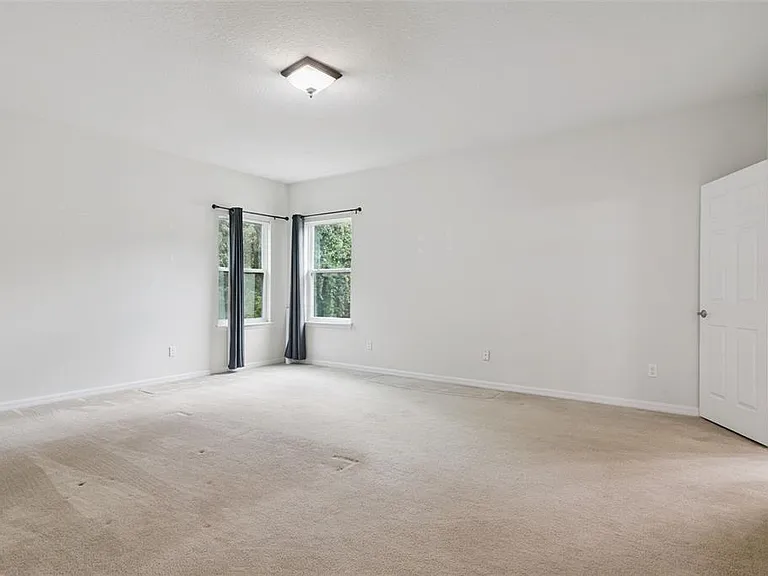 660 Fanning Dr — Photo 25