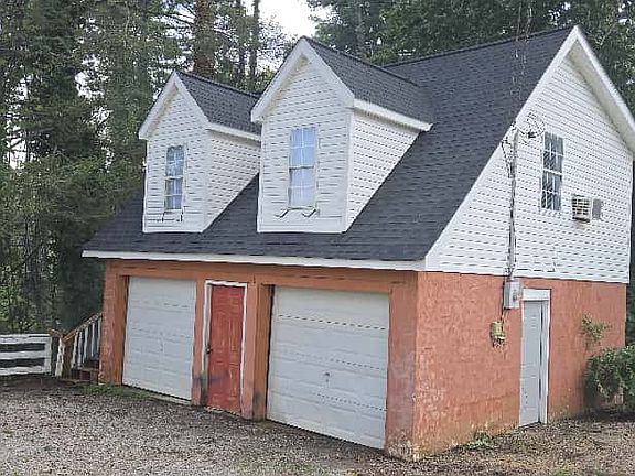 2nd image of 41 Skyline Dr