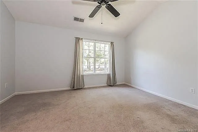 9438 Elizabeth Townes Ln — Photo 13