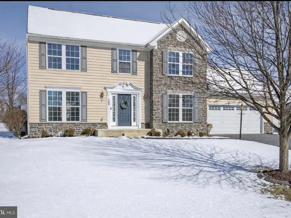 122 Warm Sunday Way, Mechanicsburg, PA 17050