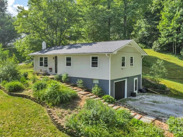 644 Valley Rd, Spruce Pine, NC 28777