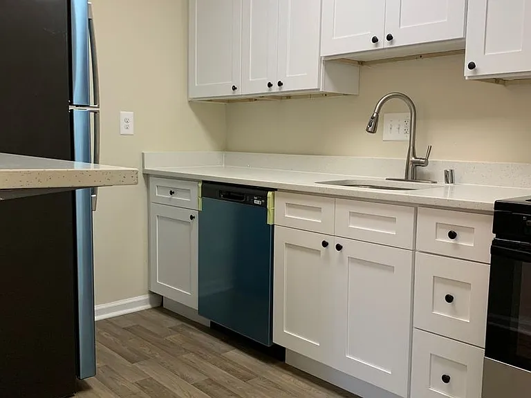 Woods Edge Apartments — Photo 46