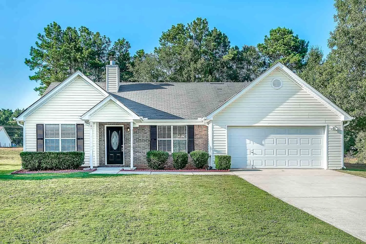 101 Miranda Ln photo 1