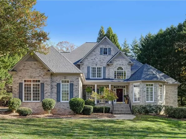 6008 Morganshire Dr, Summerfield, NC 27358
