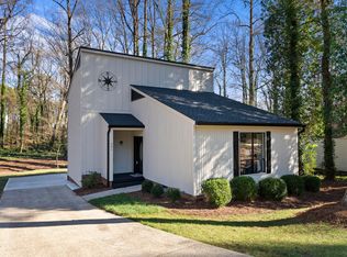 401 Ashebrook Dr, Raleigh, NC 27609