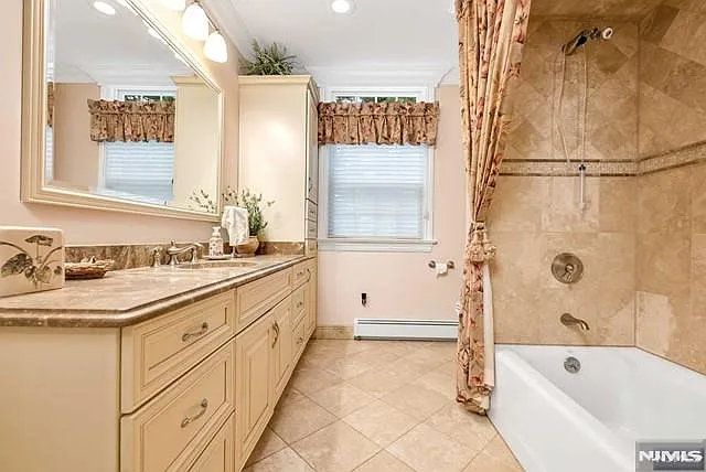 356 N Farview Ave — Photo 11