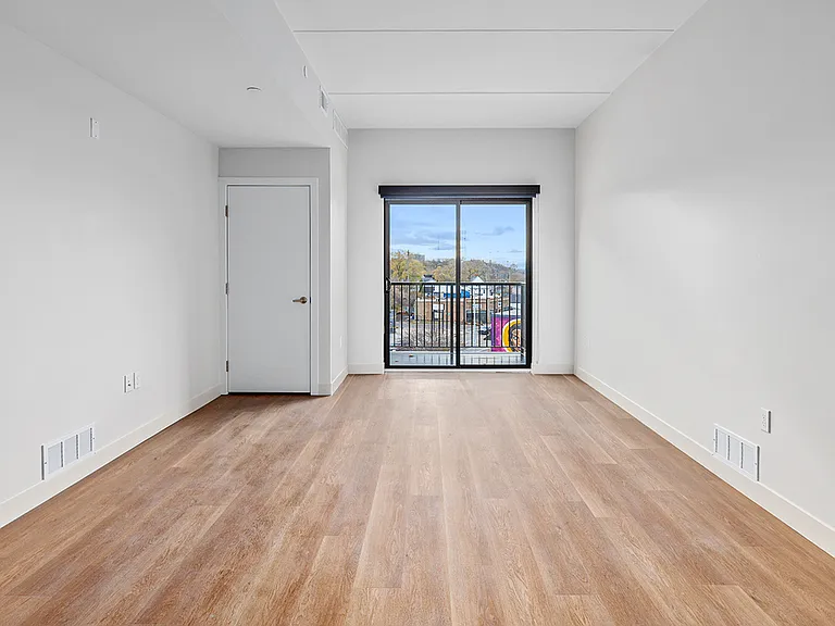 Lofts on Grove — Photo 23