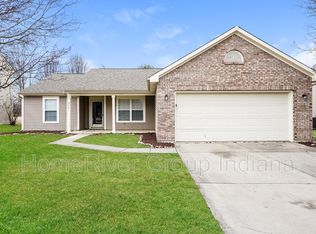 2174 Turning Leaf Dr, Franklin, IN 46131