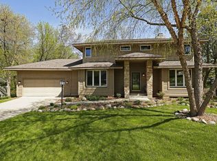 920 Lake Lucy Rd, Chanhassen, MN 55317