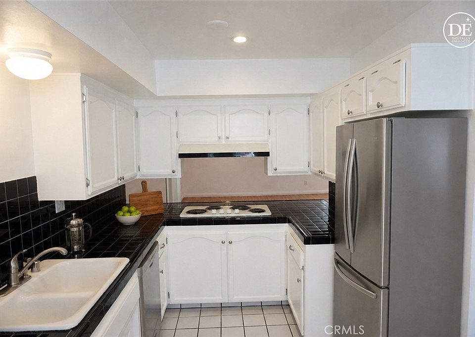 1st image of 4610 Densmore Ave Unit 20