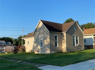 1401 Marshall Ave, Mattoon, IL 61938