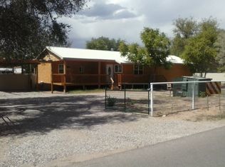 4803 Gordon Rd, Los Lunas, NM 87031