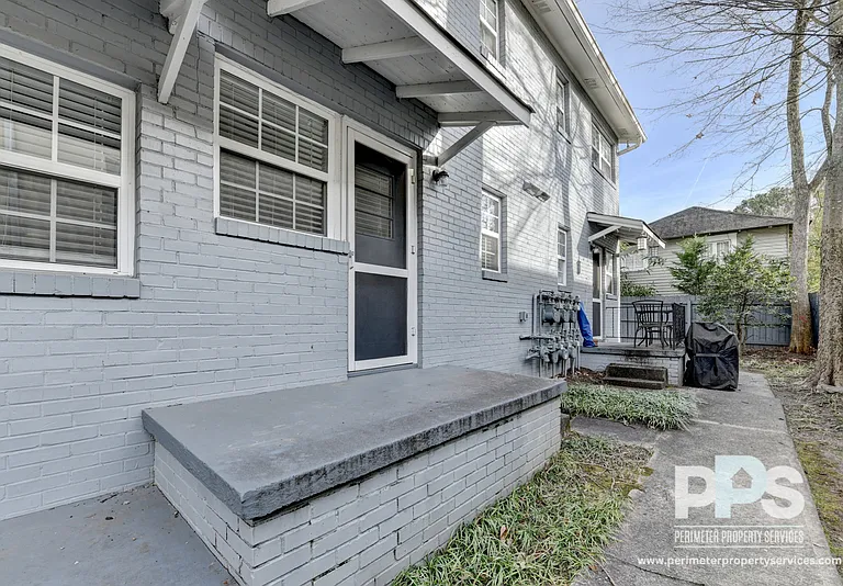 81 E Wesley Rd NE #2 — Photo 28