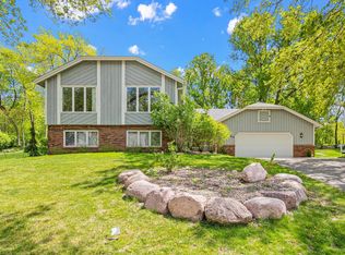13880 Pennock Ave, Apple Valley, MN 55124