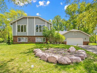 13880 Pennock Ave, Apple Valley, MN, 55124