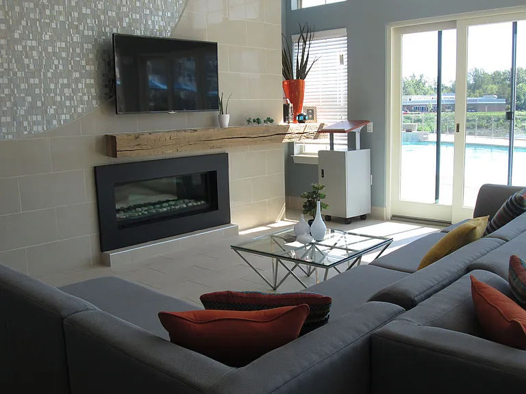 Solana Apartments — Photo 17