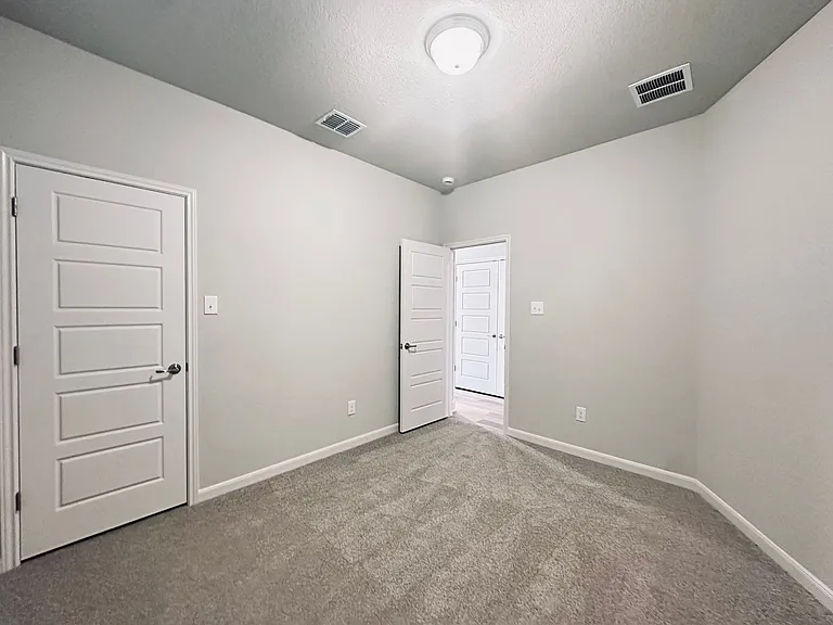 7162 Magnolia Creek — Photo 9