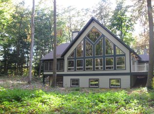 4210 Hogback Rd, Holland, MI 49423