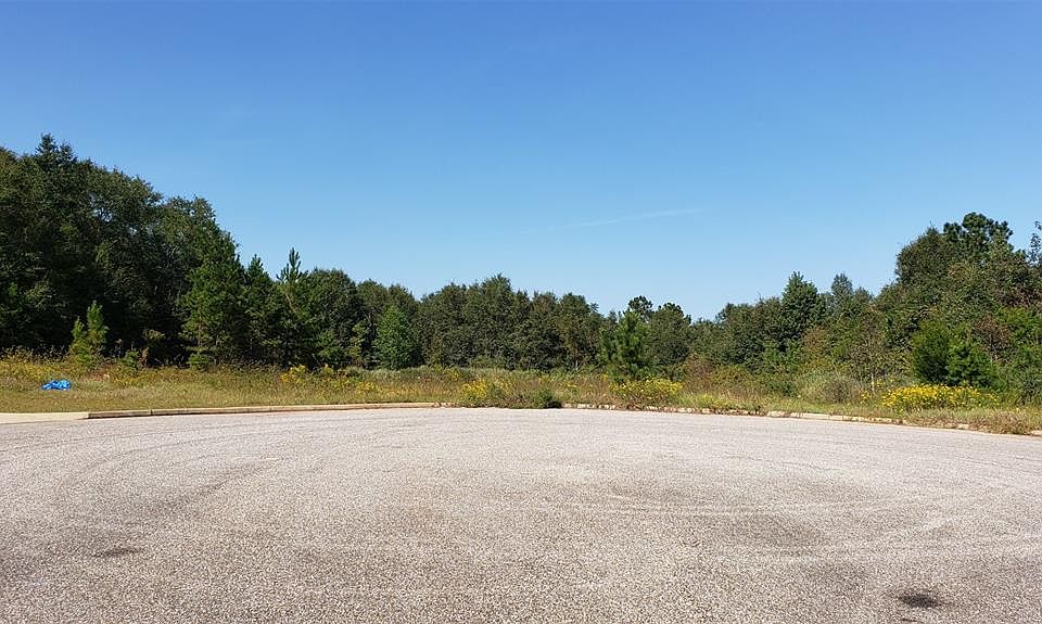 1st image of 0 Oak Lake Dr