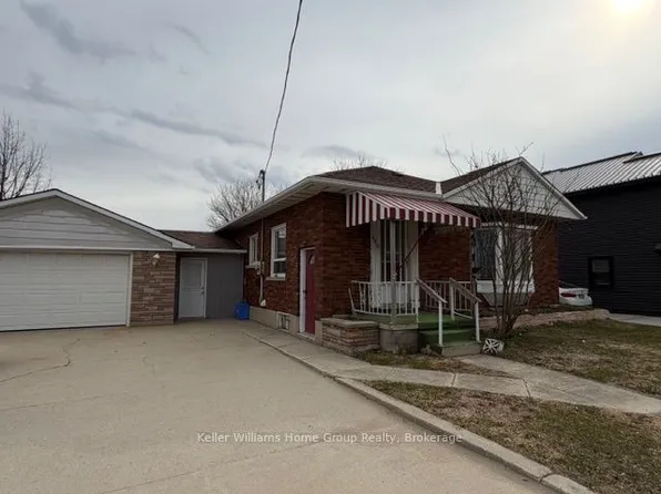 460 Main St N, Wellington North, ON N0G 2L2