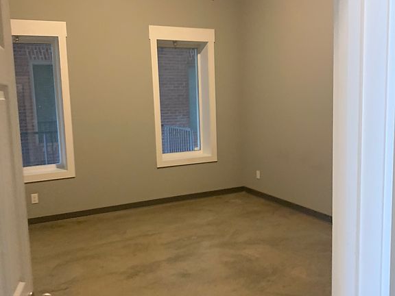 5th image of 260 Centre St APT 301