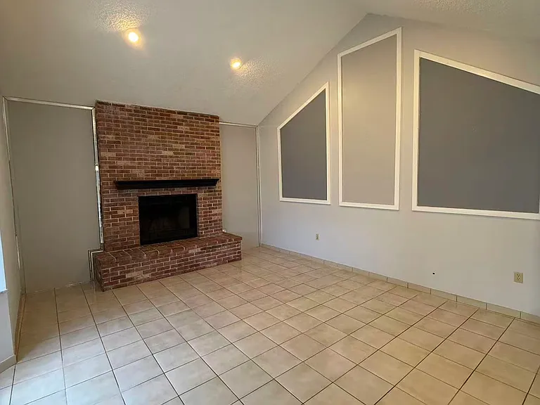 10020 SW 83rd St — Photo 6