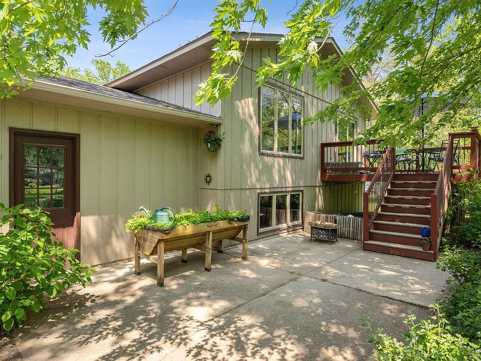 1st image of 826 Lasalle Pl