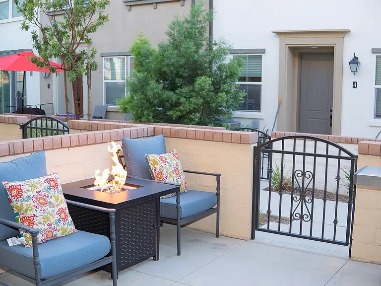 3257 E Wild Horse Privado #11 — Photo 1