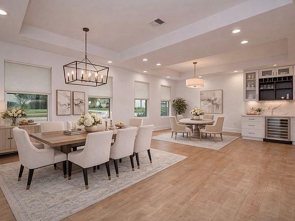 4th image of 10603 Riverview Way
