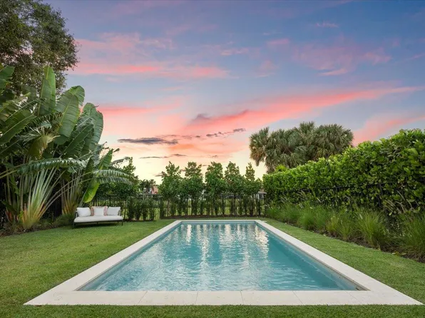 2951 Twin Oaks Way, Wellington, FL 33414