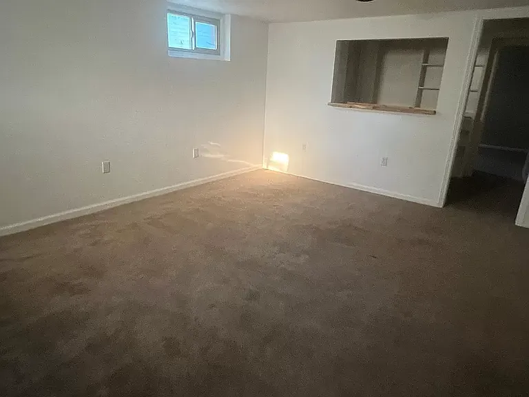 1320 N Main St — Photo 8