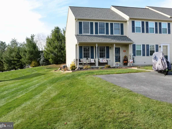 536 Wood Duck Dr, Manheim, PA 17545