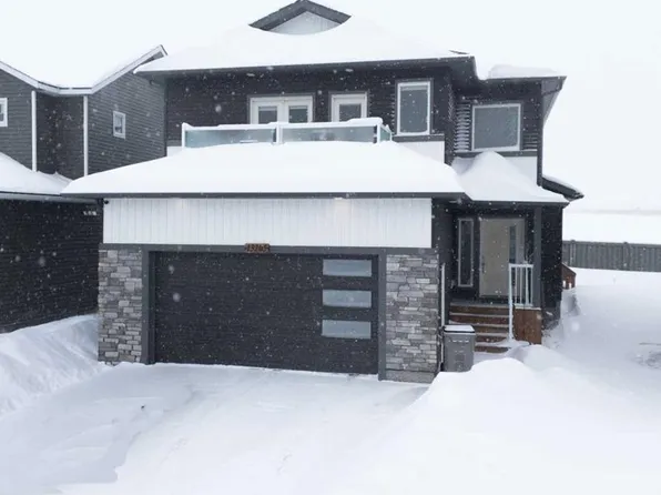 13205 SW 105th St, Grande Prairie, AB T8X 0W5