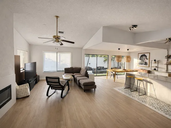 21581 Yellowstone Park Dr, Boca Raton, FL 33428