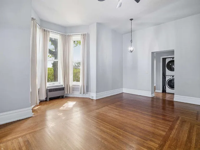 323 N Potomac St #2 — Photo 6